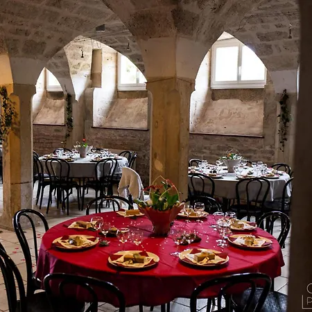 Domaine Ferme Sainte Anne 3*